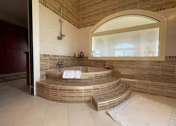 Serena Villa *